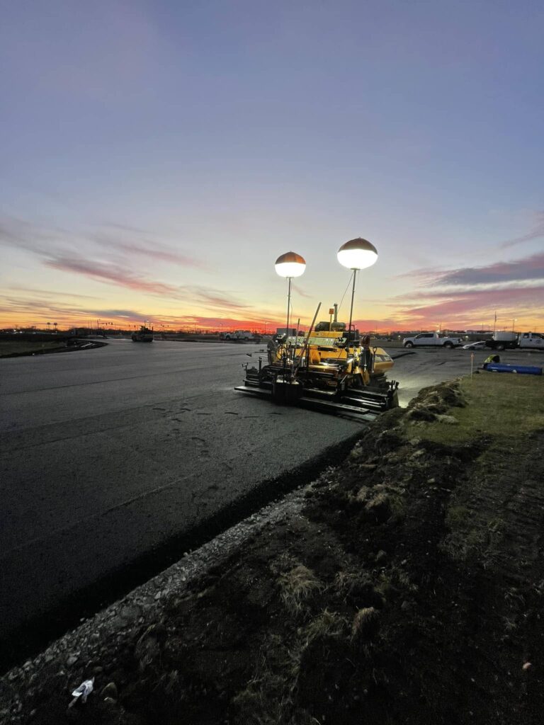 ambrose-asphalt-asphalt-paving-night-crew-ohio-01
