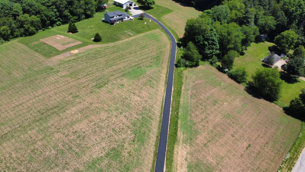 ambrose-asphalt-residential-driveway-paving-ohio-05